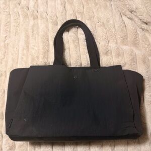 Lululemon Triple Compartment Tote Bag 18L